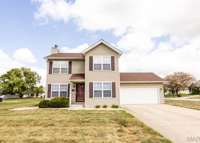 Property at 2021 Killarney Dr, Belleville, IL 62221, 3 beds, 2.5 baths