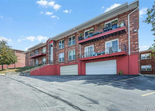 Property at 10352 Forest Brook Ln Unit A, St Louis, MO 63146, 3 beds, 2 baths