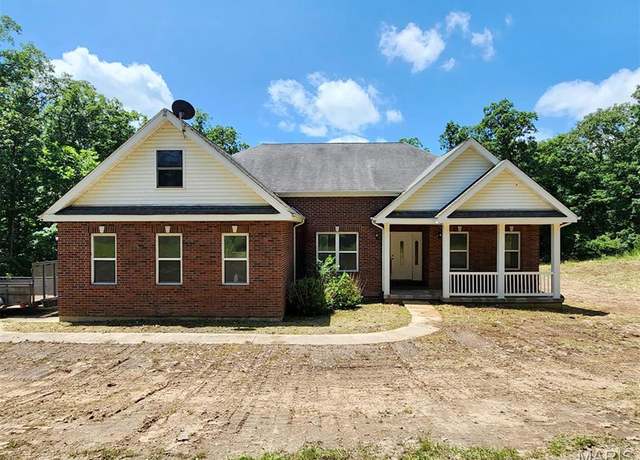 Property at 24479 Schuetzenground Rd, Warrenton, MO 63383, 4 beds, 2.5 baths