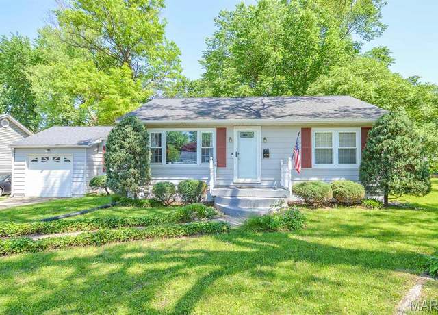 Property at 2029 Manley Ave, Granite City, IL 62040, 2 beds, 1 bath