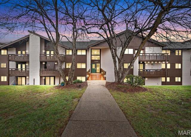 Property at 1400 Heritage Lndg #109, St Charles, MO 63303, 2 beds, 2 baths