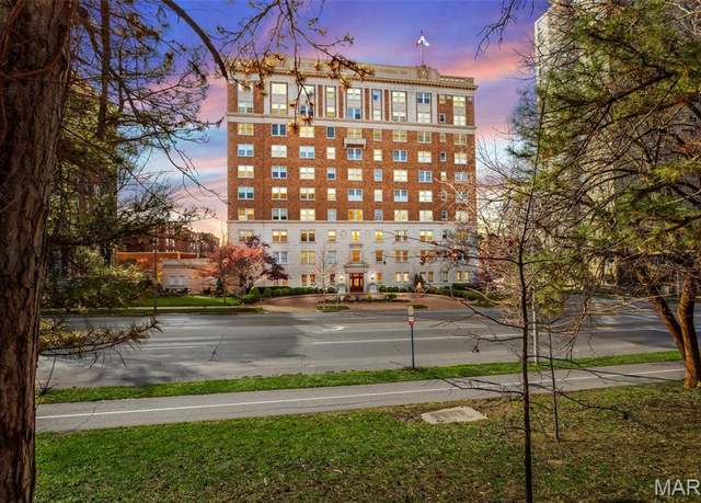 Property at 701 S Skinker Blvd #403, St Louis, MO 63105, 3 beds, 2 baths