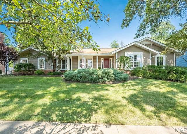 Property at 14569 Crossway Ct, Chesterfield, MO 63017, 3 beds, 3 baths