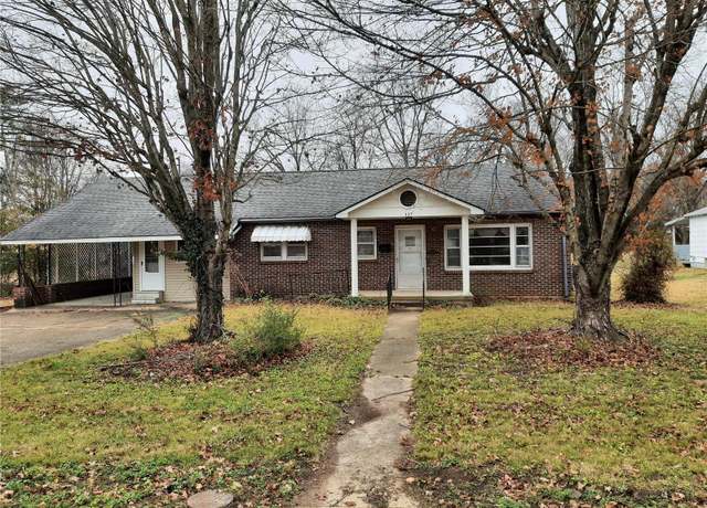 Property at 117 Bates St, Piedmont, MO 63957, 3 beds, 3 baths