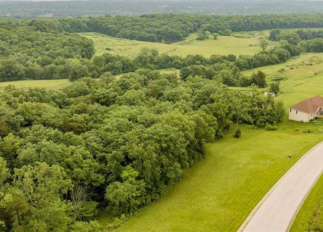 Property at 126 Rainbow Lake Dr, Villa Ridge, MO 63089