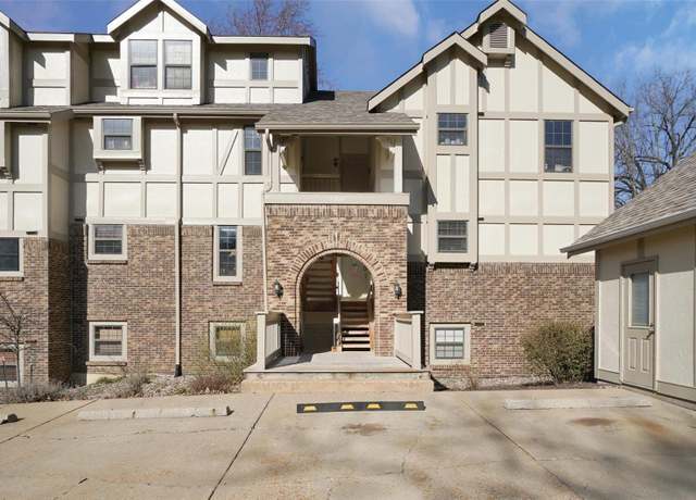 Property at 2307 Yosemite Park Ct Unit C, Maryland Heights, MO 63043, 2 beds, 1 bath