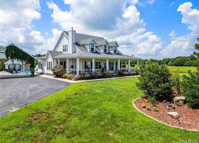 Property at 17305 Riverside Rd, Crocker, MO 65452, 4 beds, 4 baths