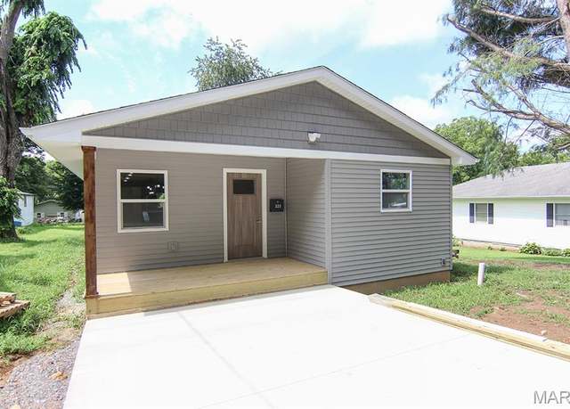 Property at 320 E Davidson Ave, Chaffee, MO 63740, 3 beds, 2 baths