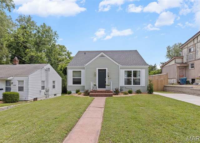 Property at 1121 Danforth St, Alton, IL 62002, 3 beds, 1 bath