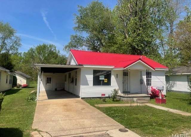 Property at 2317 Pike St, Poplar Bluff, MO 63901, 3 beds, 1 bath