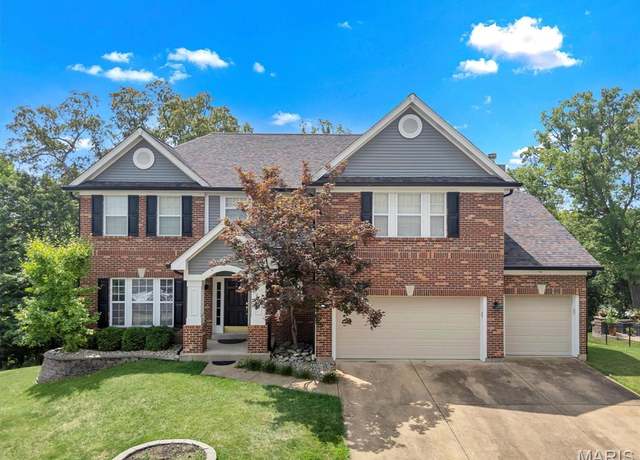 Property at 610 Legends Bluffs Ct, Eureka, MO 63025, 5 beds, 4.5 baths