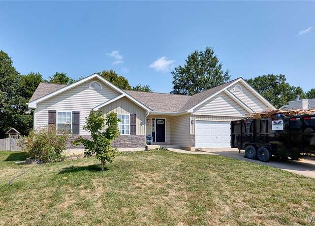 Property at 23 Glen Meadows Dr, Troy, MO 63379, 3 beds, 2 baths