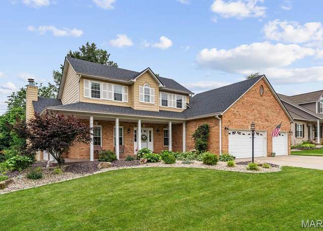 Property at 505 Valley View Dr, Edwardsville, IL 62025, 5 beds, 3.5 baths