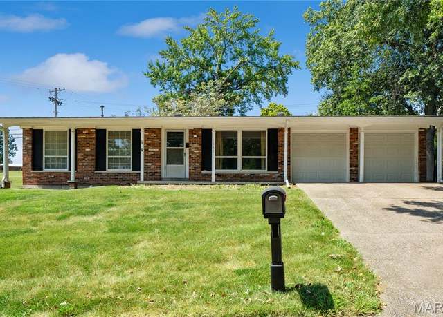 Property at 1667 Westwood Dr, Cape Girardeau, MO 63701, 3 beds, 2 baths
