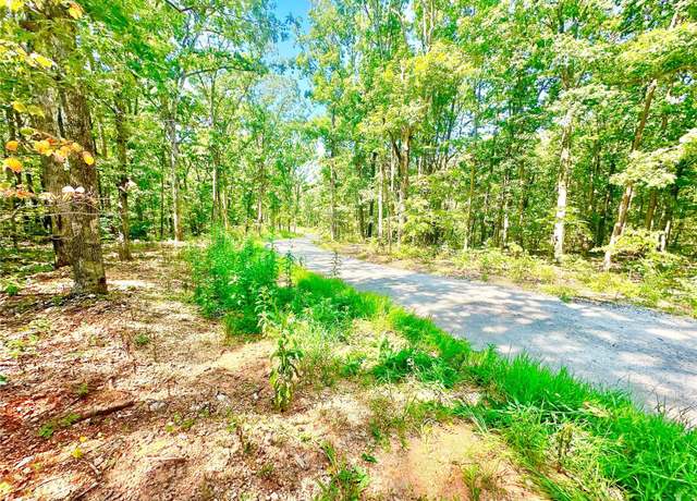 Property at 15 Aspen Trail Dr, Potosi, MO 63664