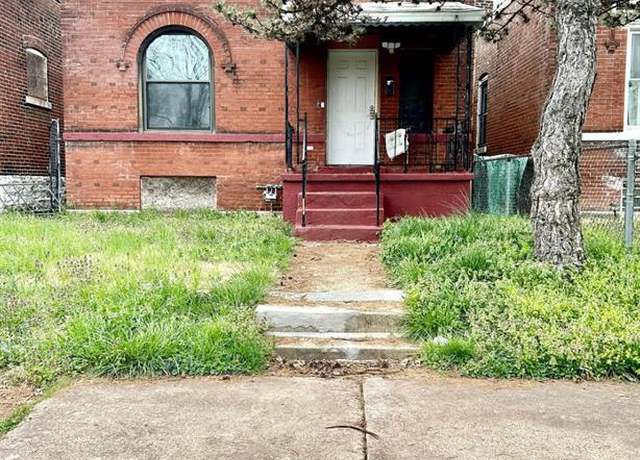 Property at 4844 Northland Ave, St Louis, MO 63113, 3 beds, 1 bath