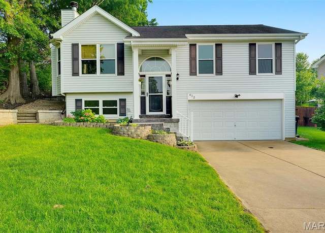 Property at 612 Hill Dr, Eureka, MO 63025, 3 beds, 3 baths
