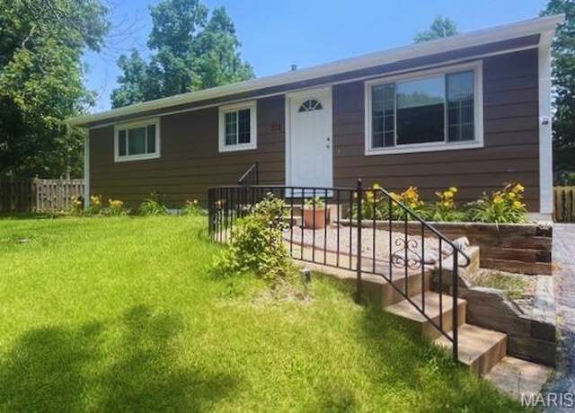 Property at 212 Nelda Ave, Kirkwood, MO 63122, 3 beds, 1 bath