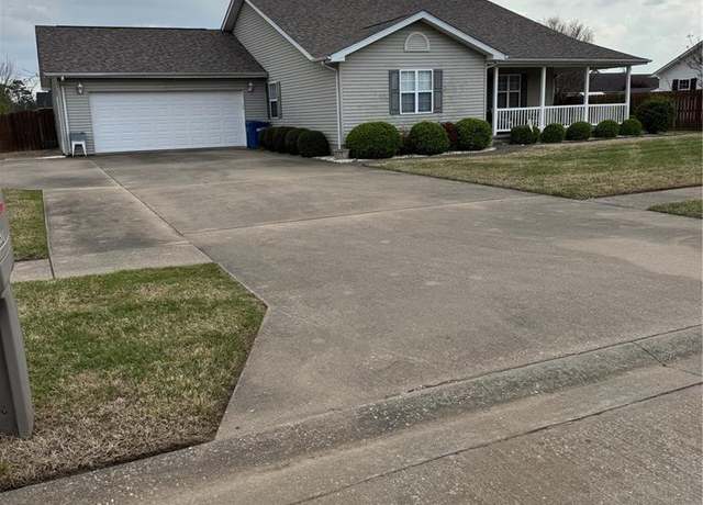 Property at 950 Saint Christopher Ln, New Madrid, MO 63869, 3 beds, 2 baths