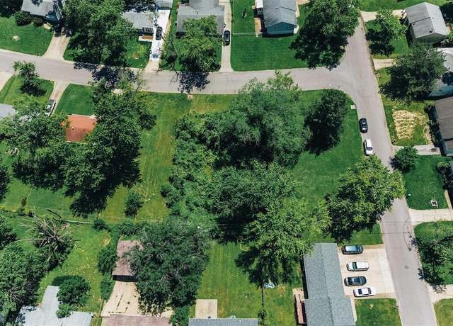 Property at 12311 Pinta Dr, St Louis, MO 63138
