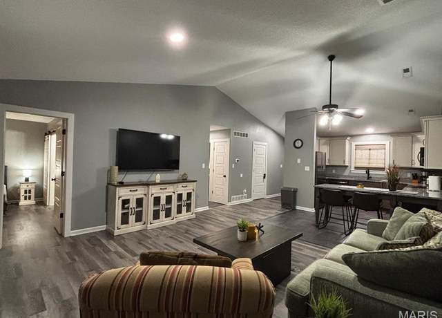Property at 18910 Pine Lake Rd Unit B-11, Monroe City, MO 63456, 2 beds, 2 baths