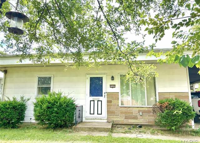 Property at 2502 Propes Ave, Granite City, IL 62040, 2 beds, 1 bath