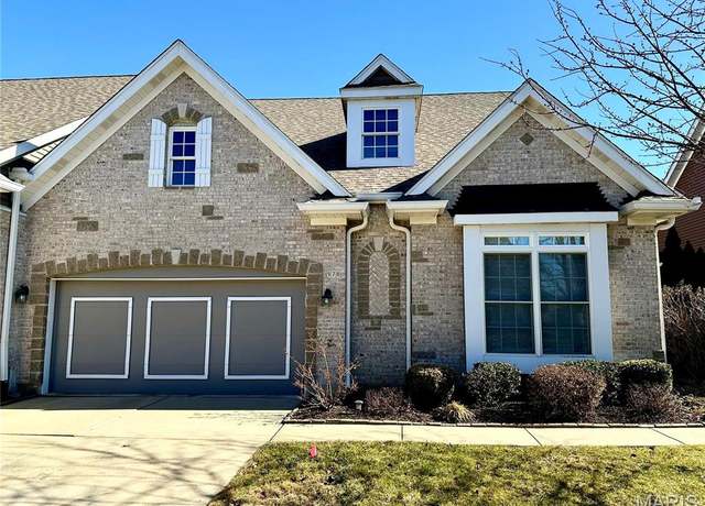 Property at 978 Chesterfield Villas Cir, Chesterfield, MO 63017, 3 beds, 3 baths