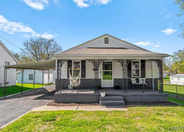 Property at 1807 E Belle Ave, Belleville, IL 62221, 2 beds, 2 baths