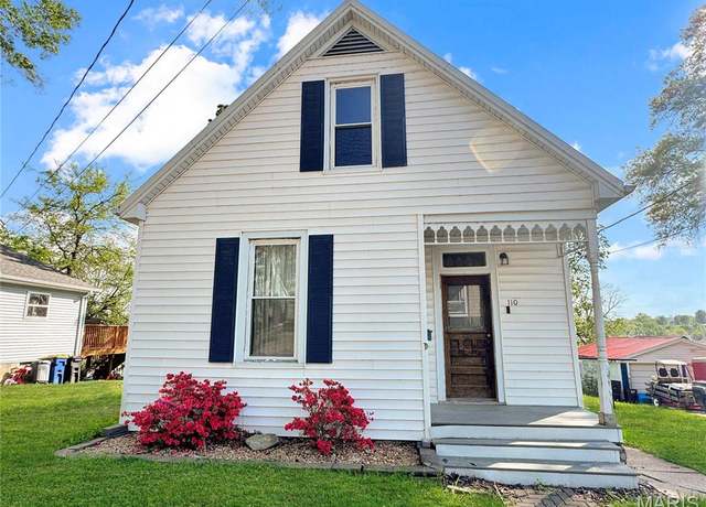 Property at 110 E 6th St, Washington, MO 63090, 2 beds, 1 bath