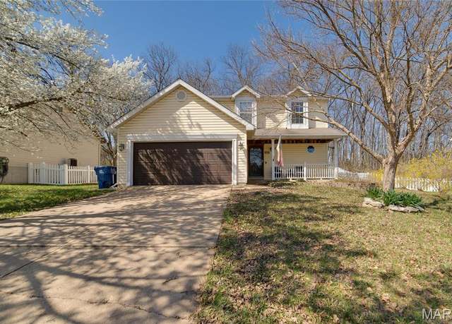 Property at 136 Langtree Dr, Wentzville, MO 63385, 3 beds, 2.5 baths