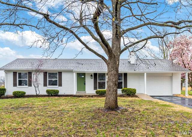 Property at 1121 E Cap Au Gris St, Troy, MO 63379, 3 beds, 1 bath