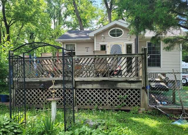 Property at 2505 E Main St, Belleville, IL 62221, 1 bed, 1 bath