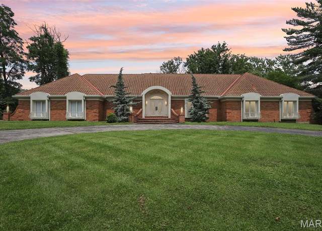 Property at 27 Meadowbrook Country Club Est, Ballwin, MO 63011, 4 beds, 4.5 baths