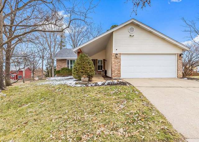 Property at 12208 Autumn Dale Ct, Maryland Heights, MO 63043, 3 beds, 3 baths