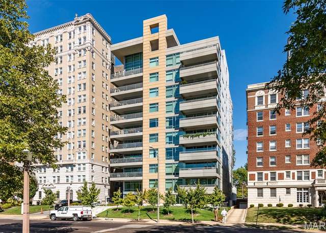 Property at 4545 Lindell Blvd #10, St Louis, MO 63108, 2 beds, 1.5 baths