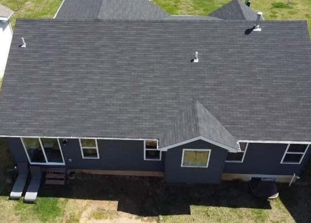 Property at 1303 Timber Creek Ln, Imperial, MO 63052, 3 beds, 2 baths