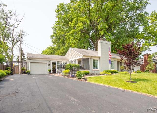 Property at 522 Dougherty Ferry Rd, Kirkwood, MO 63122, 3 beds, 2 baths