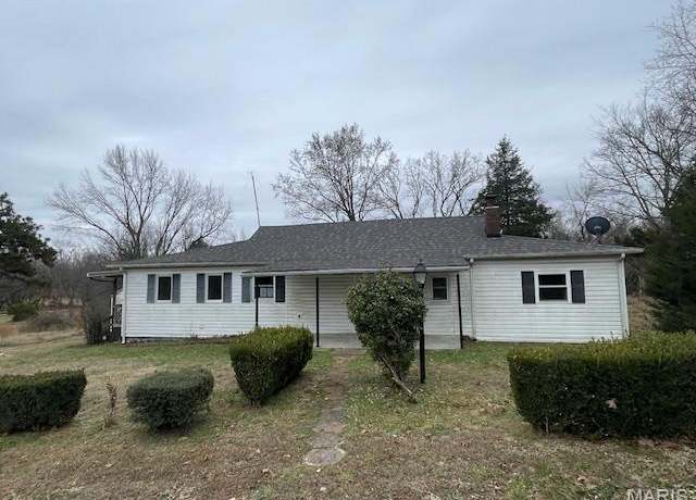 Property at 4348 County Road 2100, Pomona, MO 65789, 3 beds, 1.5 baths