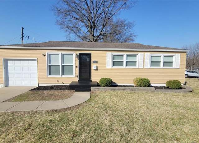 Property at 9809 Kelvin Dr, St Louis, MO 63137, 3 beds, 1 bath