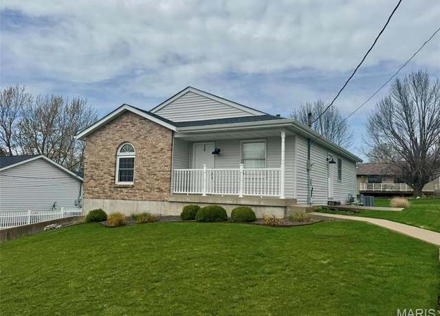 Property at 4156 Red Bud Dr, Hannibal, MO 63401, 3 beds, 2 baths