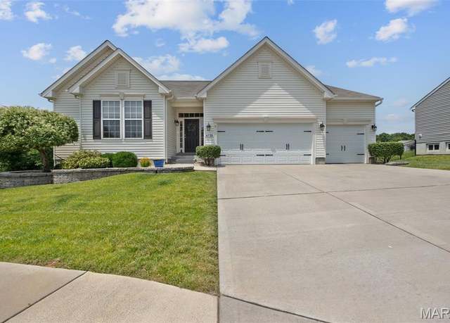 Property at 4729 Rockville Ct, Imperial, MO 63052, 4 beds, 3.5 baths