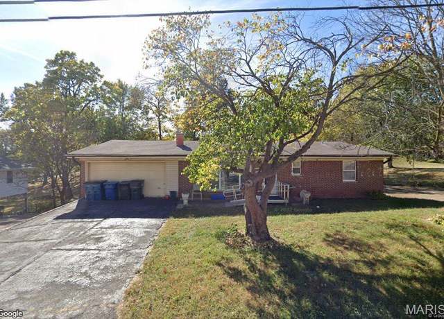 Property at 1539 Roy Dr, Arnold, MO 63010, 2 beds, 2 baths