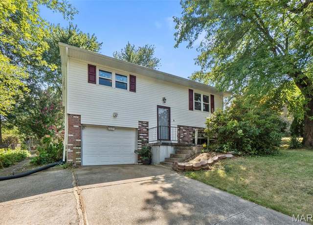Property at 1771 Northwoods Ct, Cape Girardeau, MO 63701, 3 beds, 1.5 baths