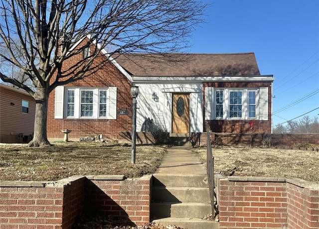 Property at 207 8th St, Crystal City, MO 63019, 3 beds, 2 baths