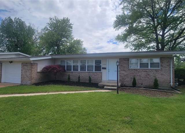 Property at 2490 Northridge Pl, Florissant, MO 63033, 4 beds, 3 baths