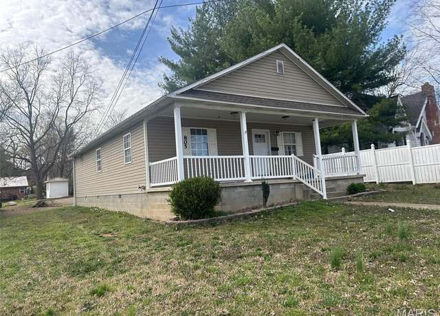 Property at 805 Walnut St, Doniphan, MO 63939, 3 beds, 2 baths