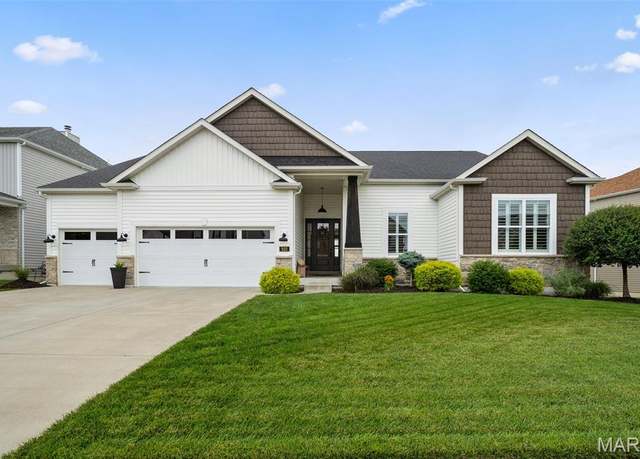 Property at 932 Colebrook Ct, Lake St Louis, MO 63367, 4 beds, 3 baths
