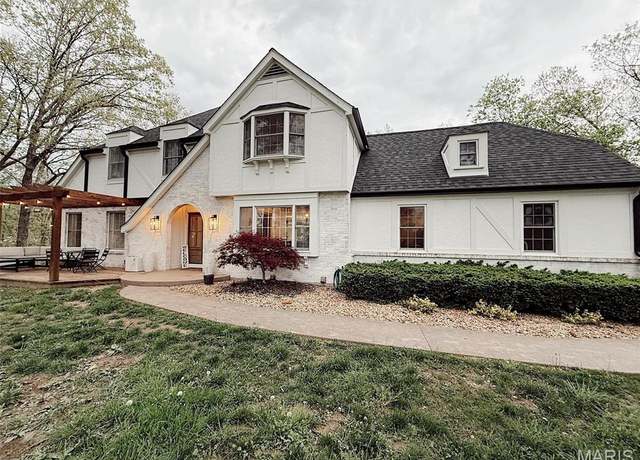 Property at 2179 Rock N Horse Farms Dr, Festus, MO 63028, 5 beds, 3.5 baths