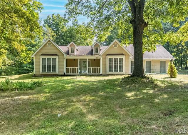 Property at 696 Highway H, Troy, MO 63379, 3 beds, 2 baths