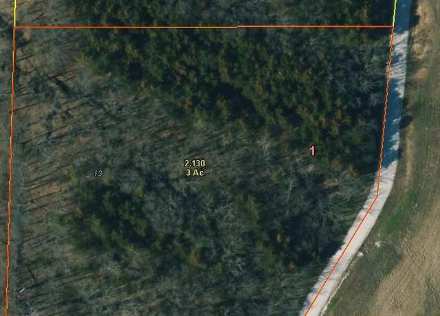 Property at 13 Red Oak Rd, Maywood, MO 63454